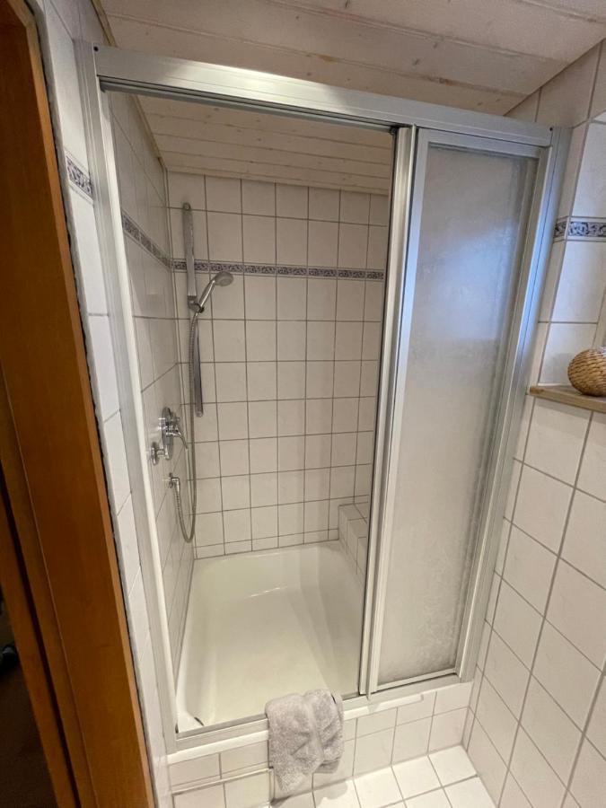 2-Zimmer-Nichtraucher-Ferienwohnung Strobel Tübingen Exterior foto