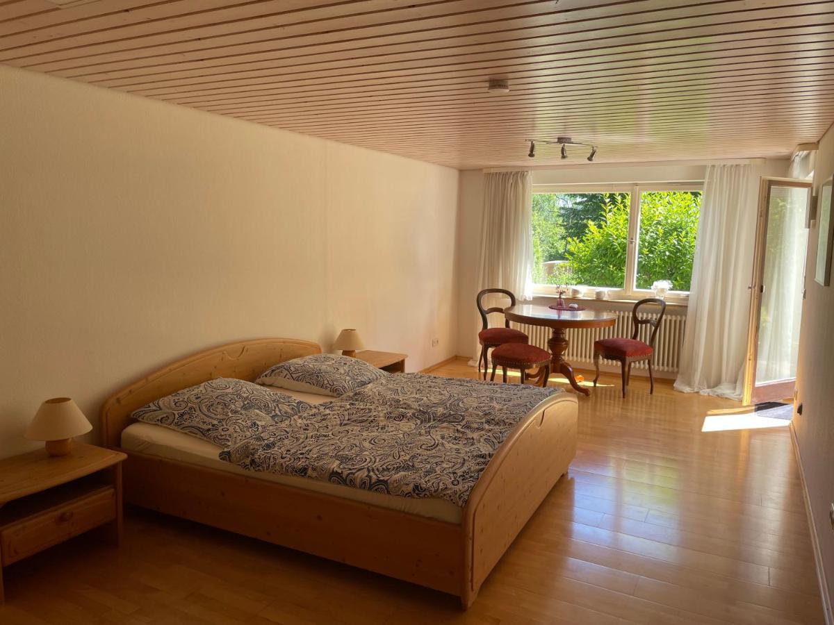 2-Zimmer-Nichtraucher-Ferienwohnung Strobel Tübingen Exterior foto
